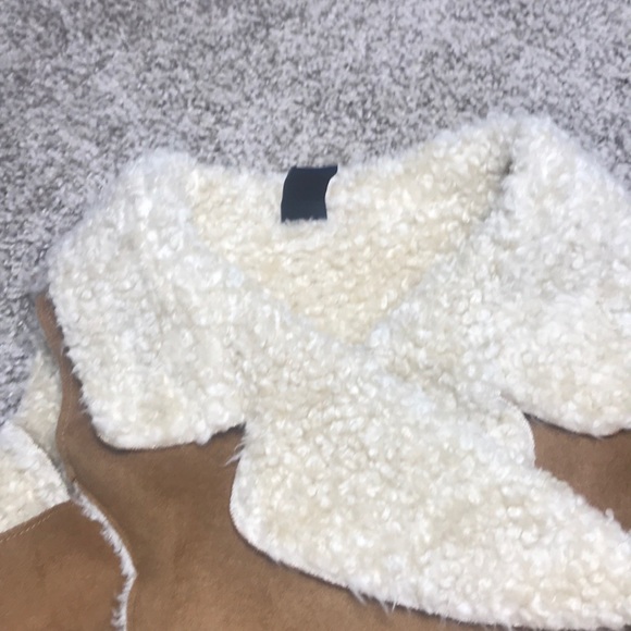 Baby Gap Vest - Picture 13 of 13